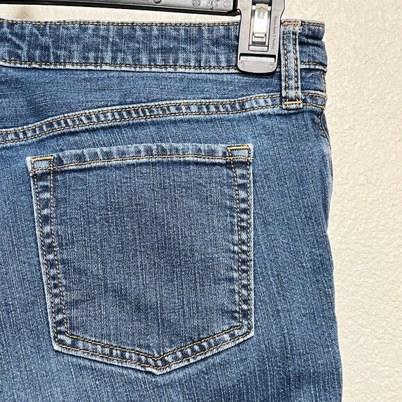 Gap Boyfriend Fit Stretch Jeans Womens Size 10/30R - Picture 4 of 12